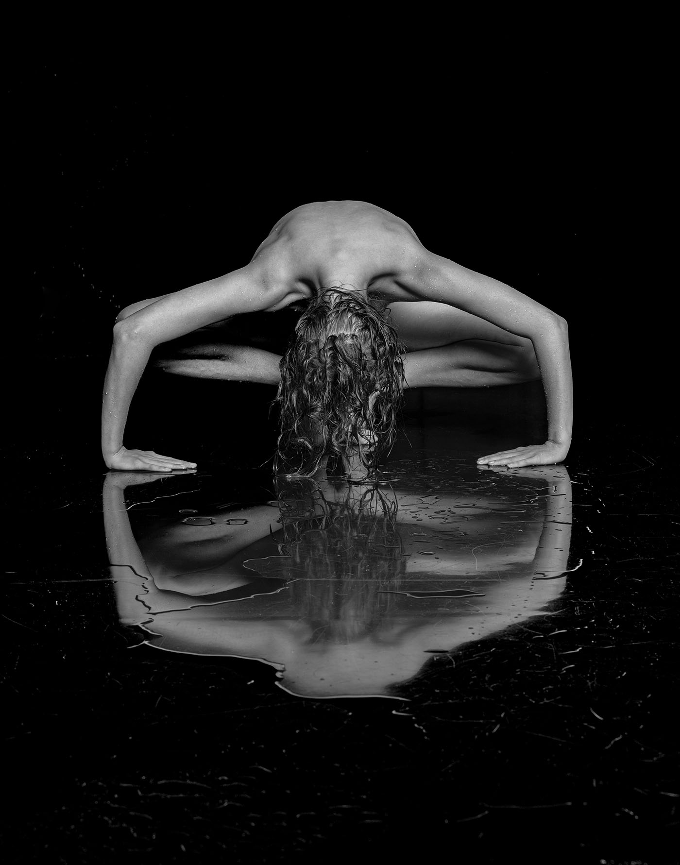 Wet Ballet, ballerina Dana, shows studio shots of well trained artist Dana. Wet Ballet, ballerina Dana, shows studio shots of well trained artist Dana.